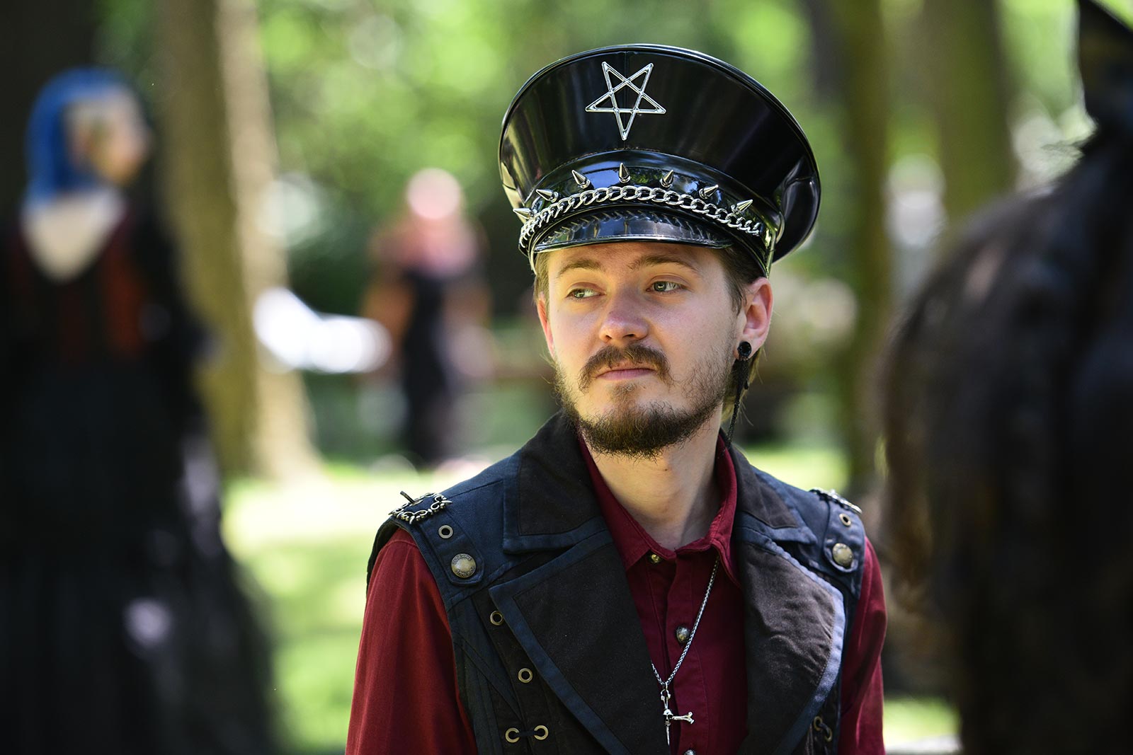 Uczestnicy Castle Party Festiwal 2023 urządzili sobie piknik