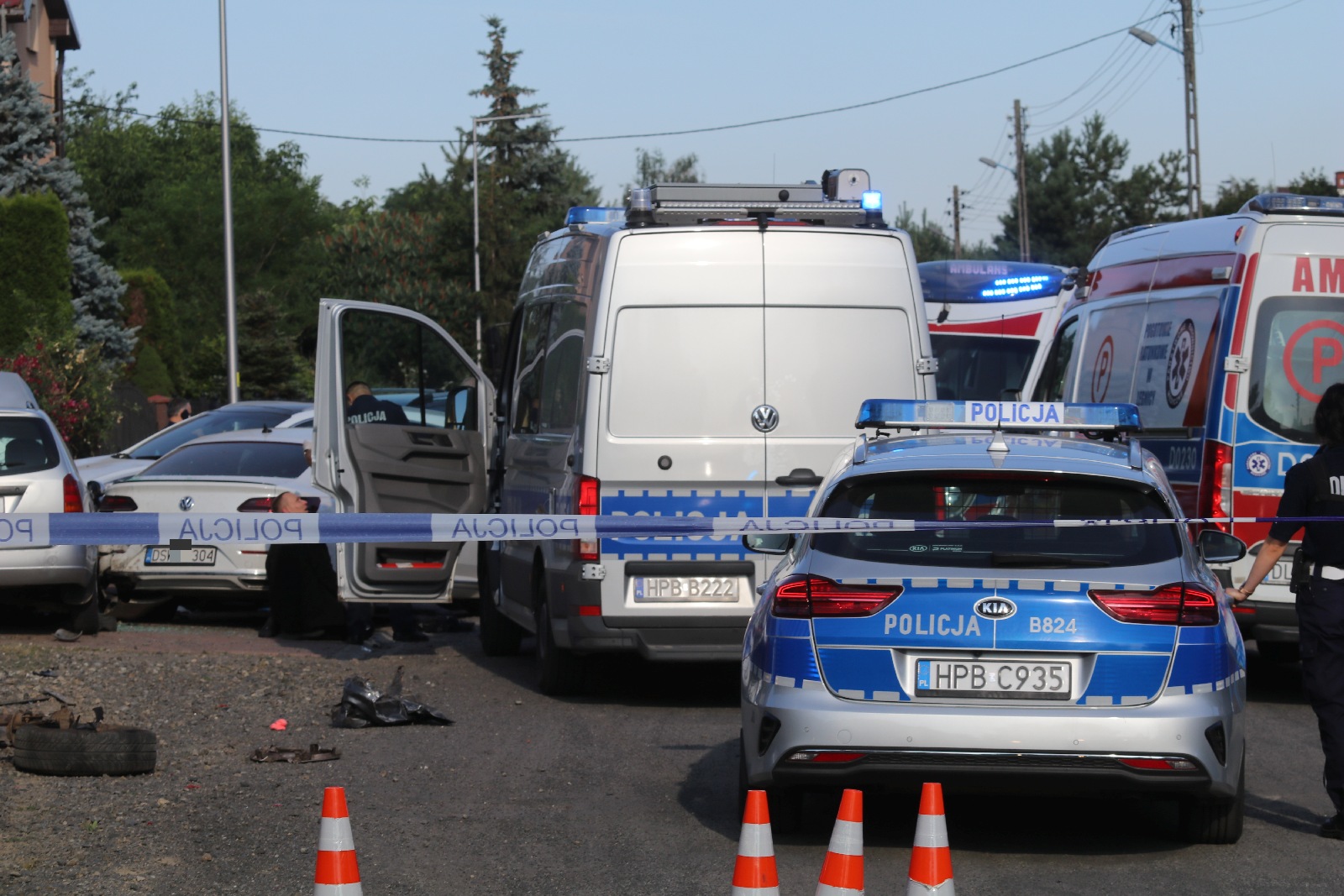 Uciekali przed policją, śmiertelnie potrącili kobietę