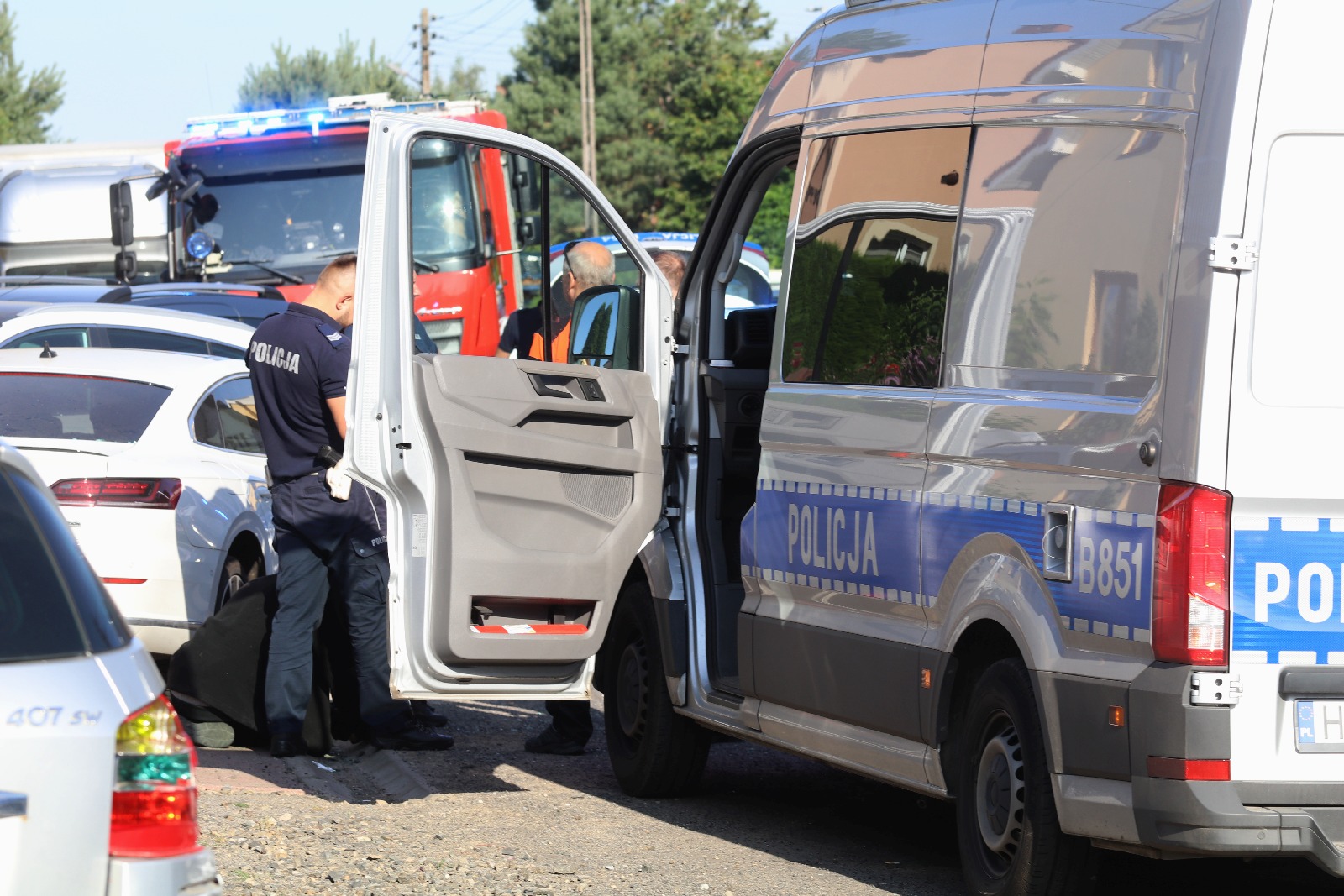 Uciekali przed policją, śmiertelnie potrącili kobietę