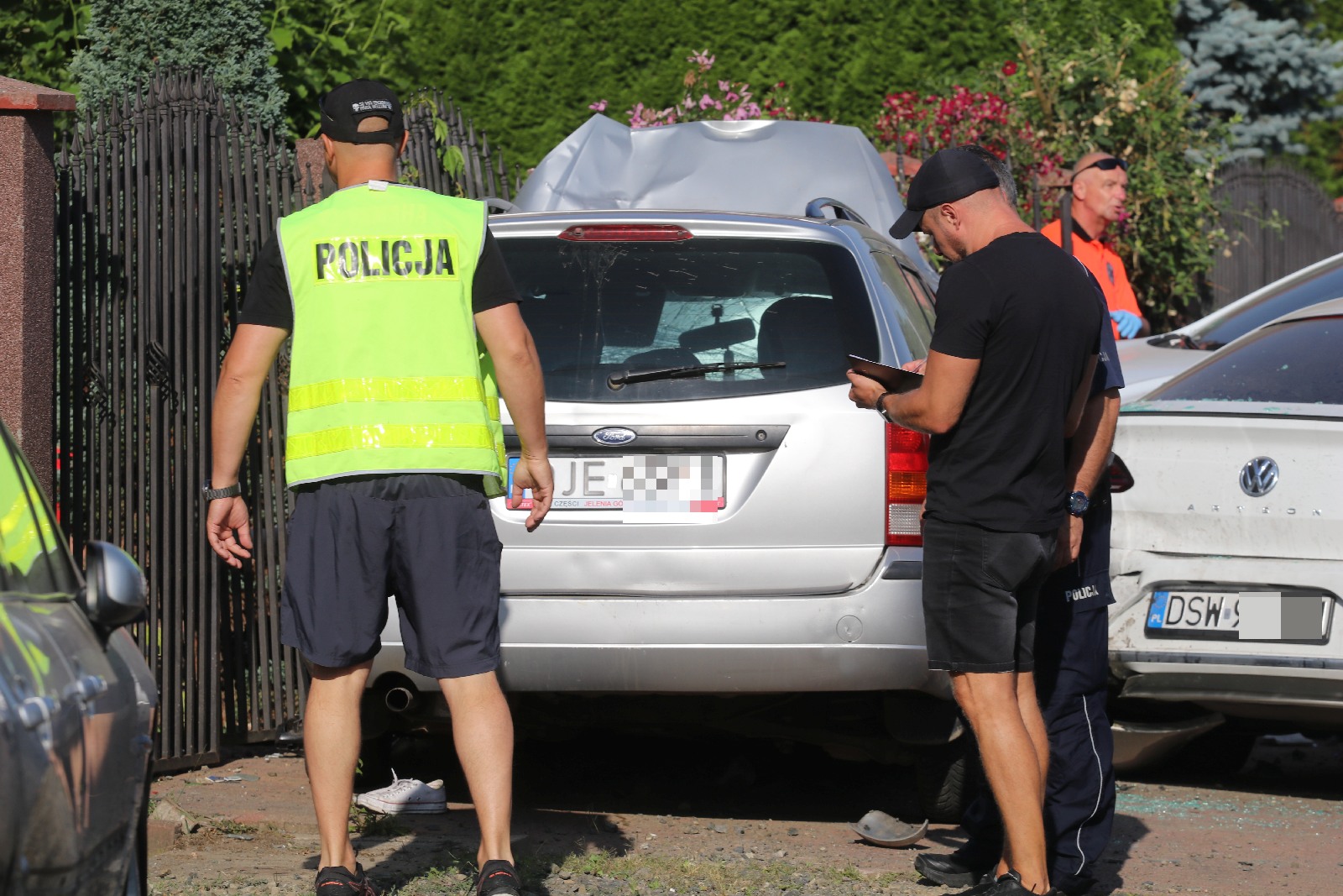 Uciekali przed policją, śmiertelnie potrącili kobietę