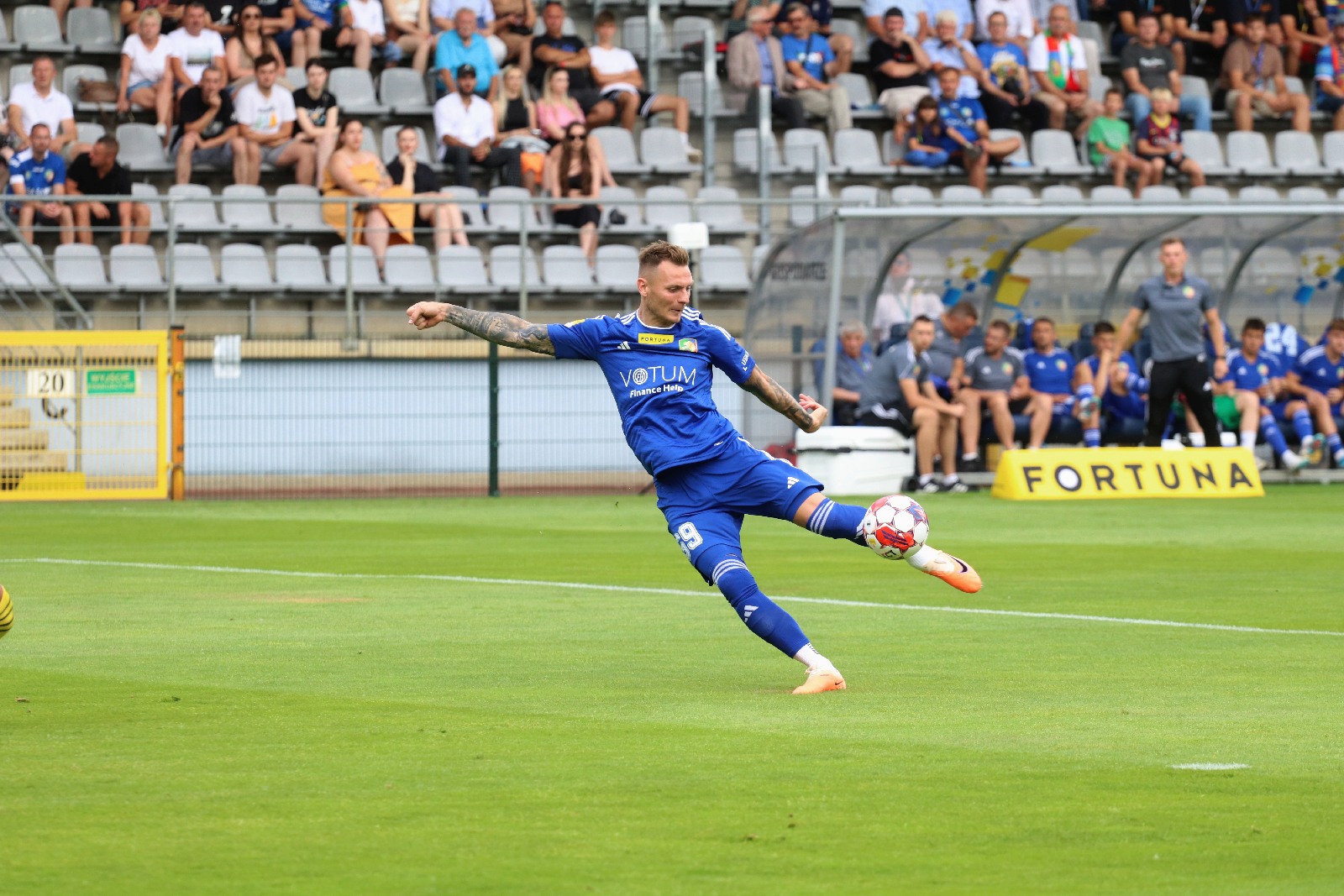 Miedź Legnica wygrała z GKS Katowice! Drygas bohaterem