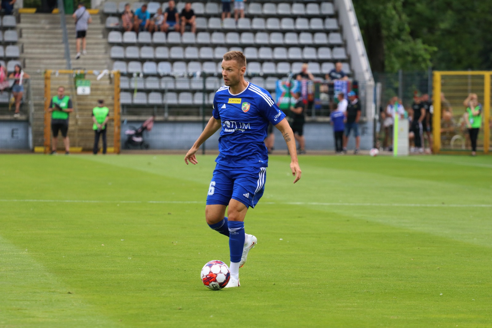 Miedź Legnica wygrała z GKS Katowice! Drygas bohaterem