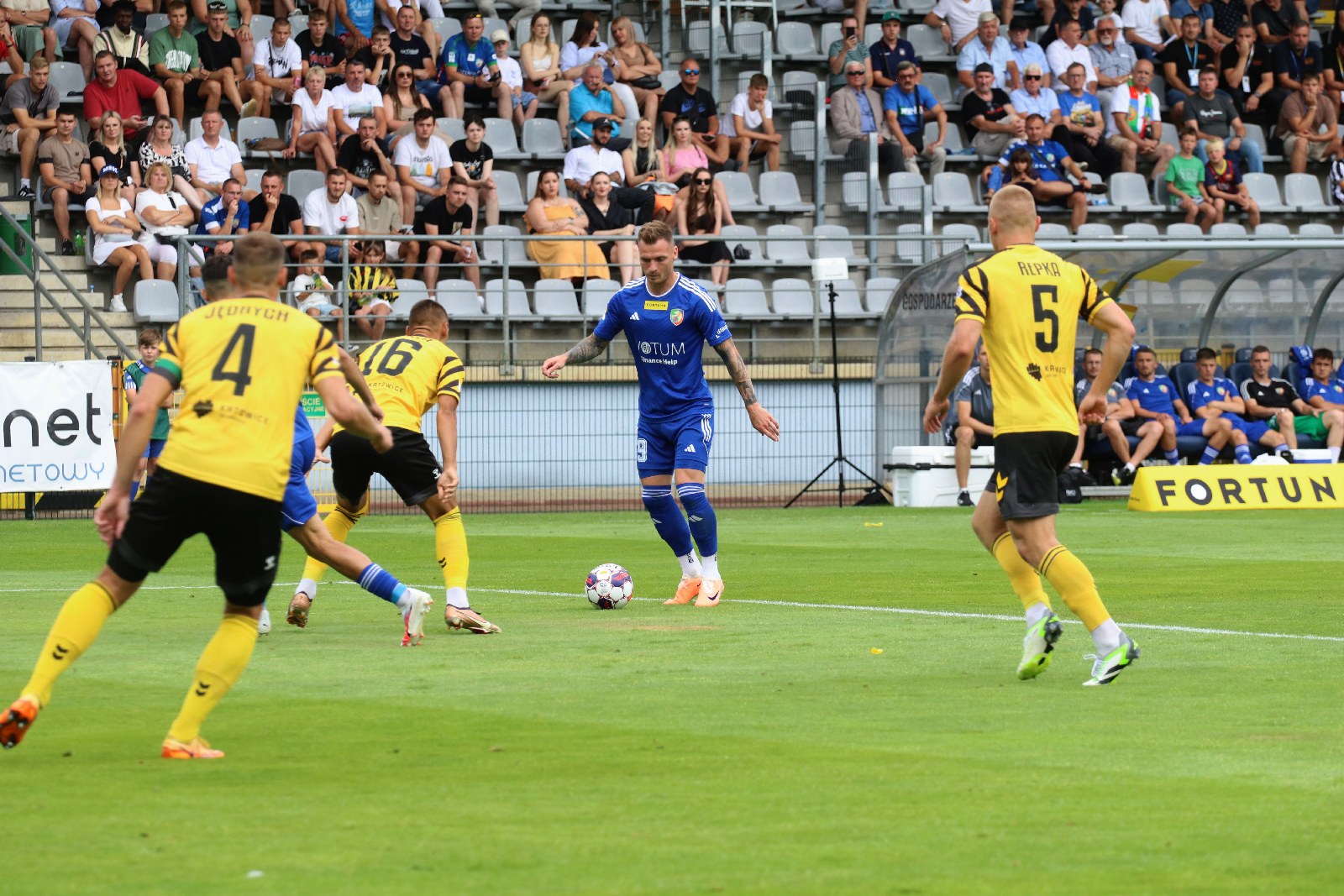 Miedź Legnica wygrała z GKS Katowice! Drygas bohaterem