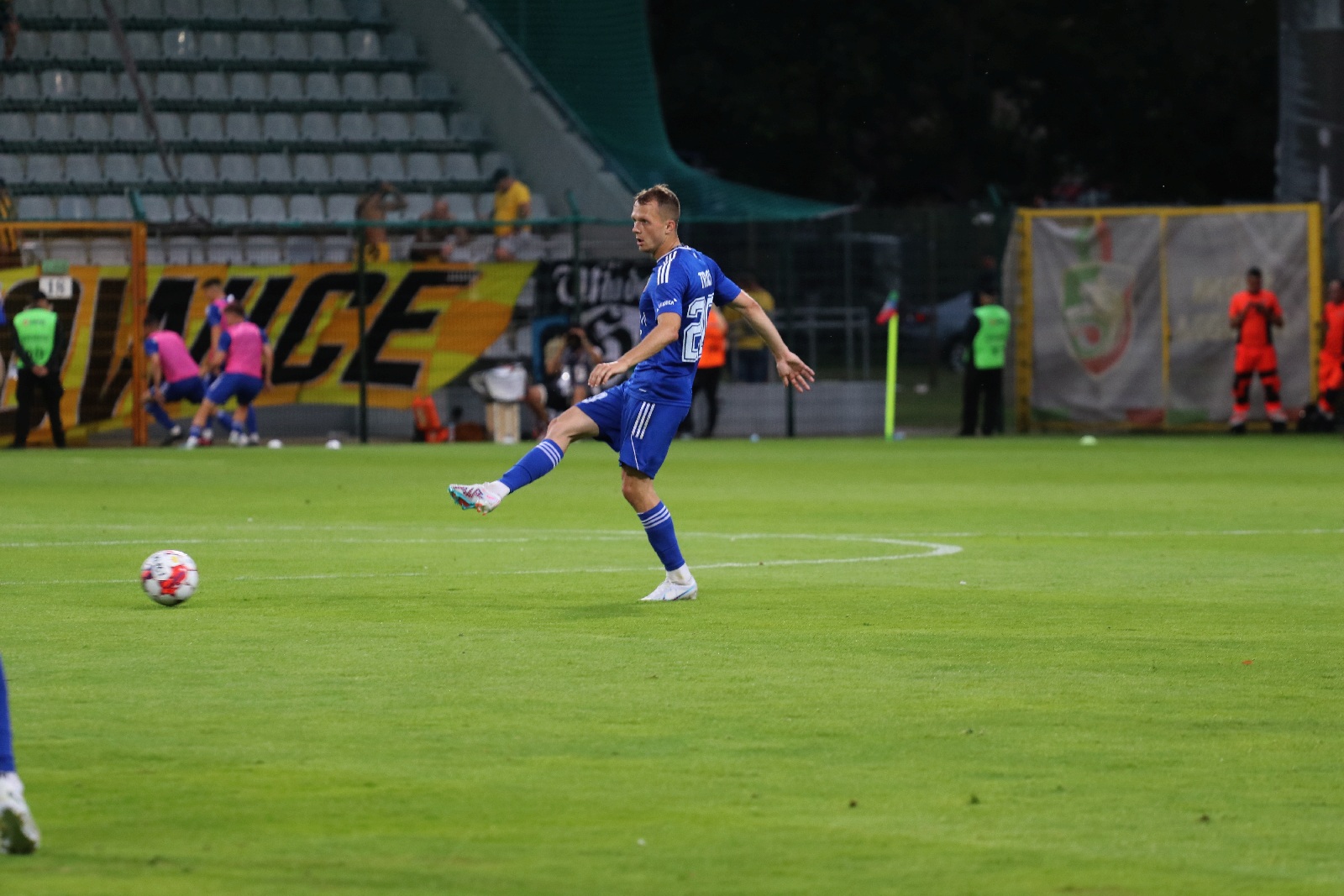 Miedź Legnica wygrała z GKS Katowice! Drygas bohaterem