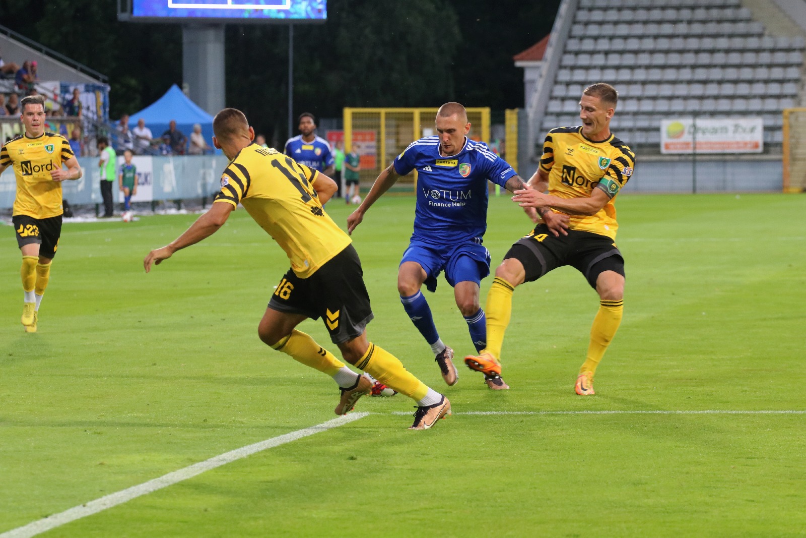 Miedź Legnica wygrała z GKS Katowice! Drygas bohaterem