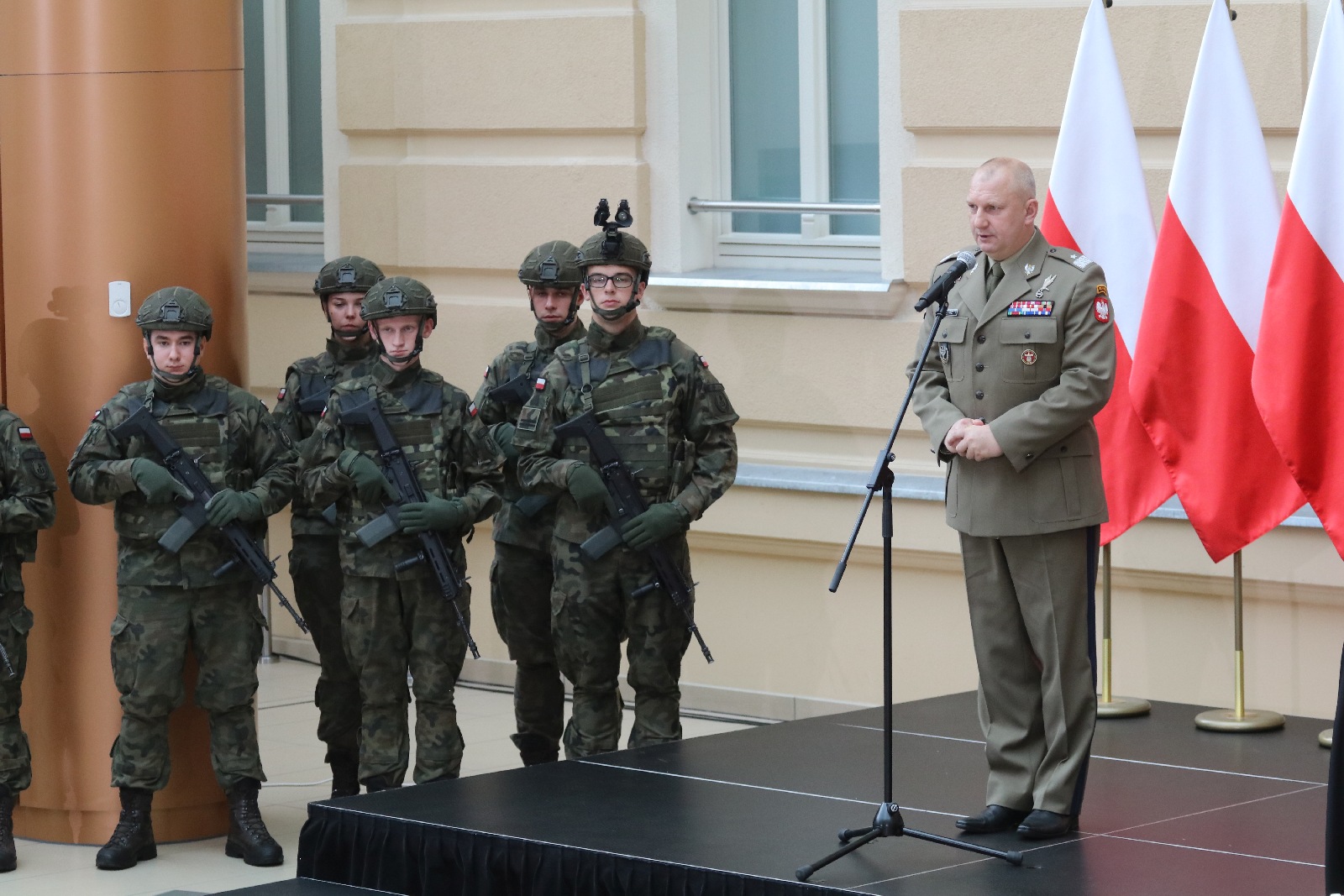 Minister Obrony Narodowej i Marszałek Sejmu RP w Legnicy