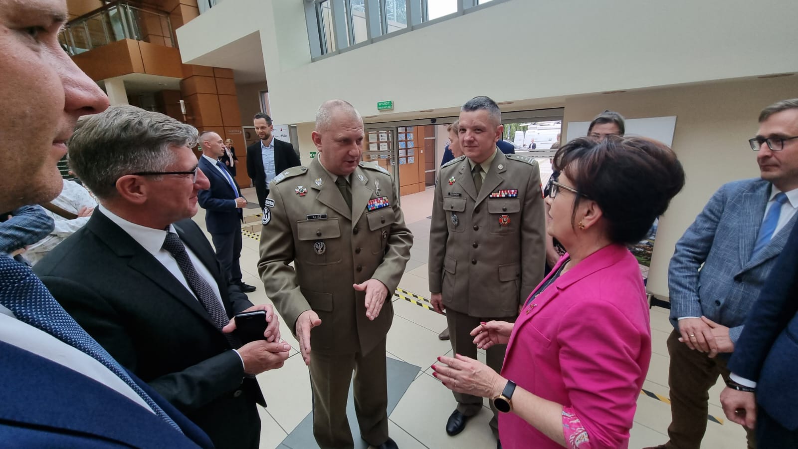 Minister Obrony Narodowej i Marszałek Sejmu RP w Legnicy