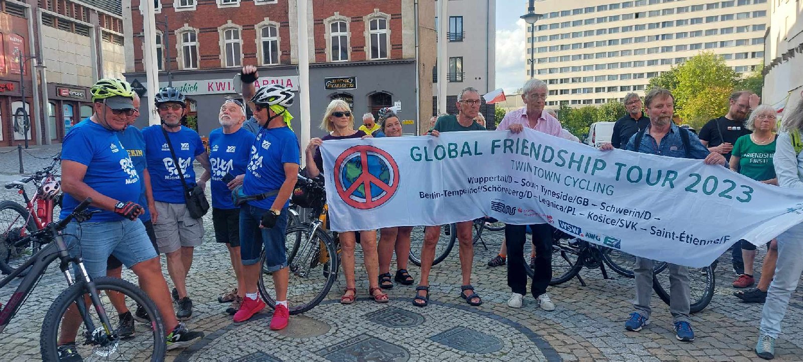 Przywieźli z Wuppertalu do Legnicy Deklarację Pokoju i Przyjaźni