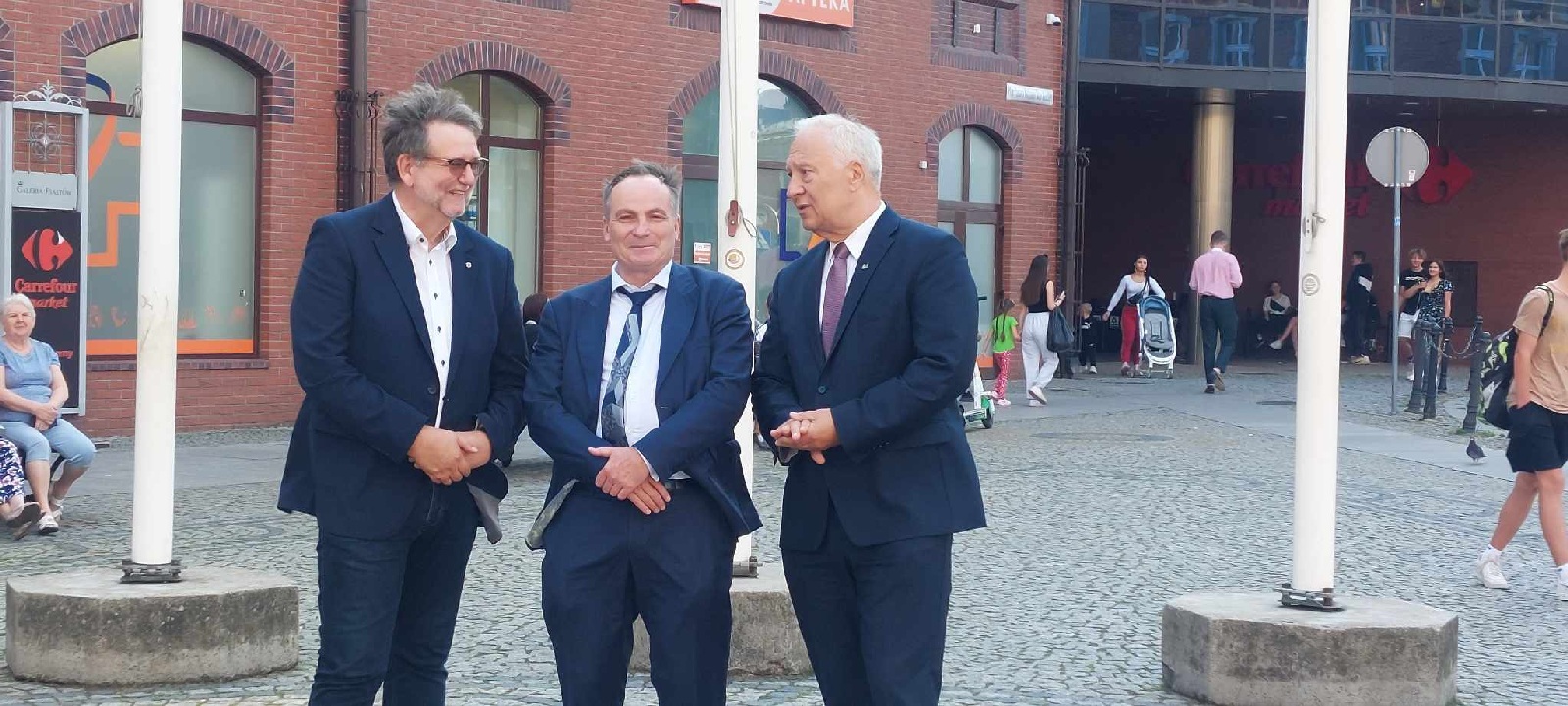 Przywieźli z Wuppertalu do Legnicy Deklarację Pokoju i Przyjaźni