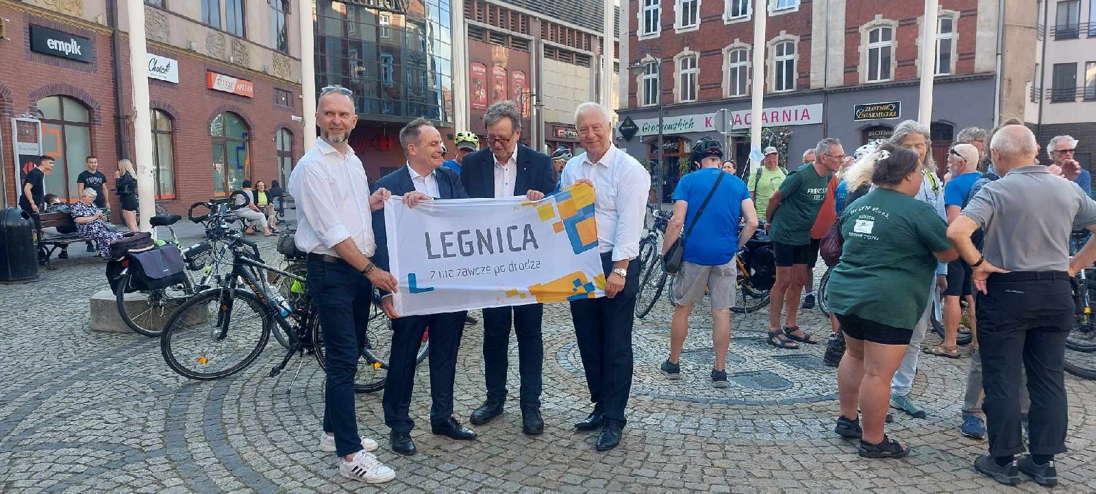 Przywieźli z Wuppertalu do Legnicy Deklarację Pokoju i Przyjaźni