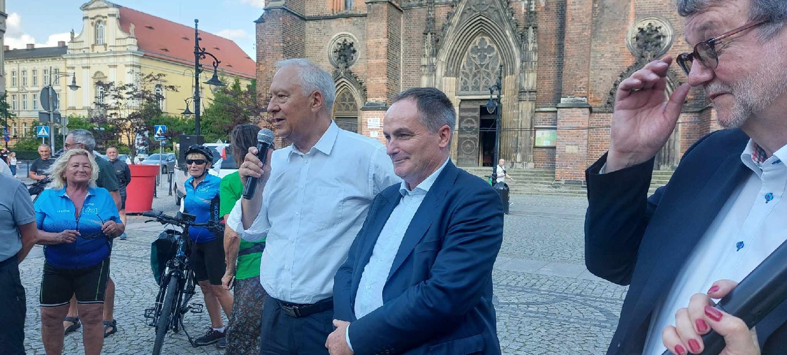 Przywieźli z Wuppertalu do Legnicy Deklarację Pokoju i Przyjaźni