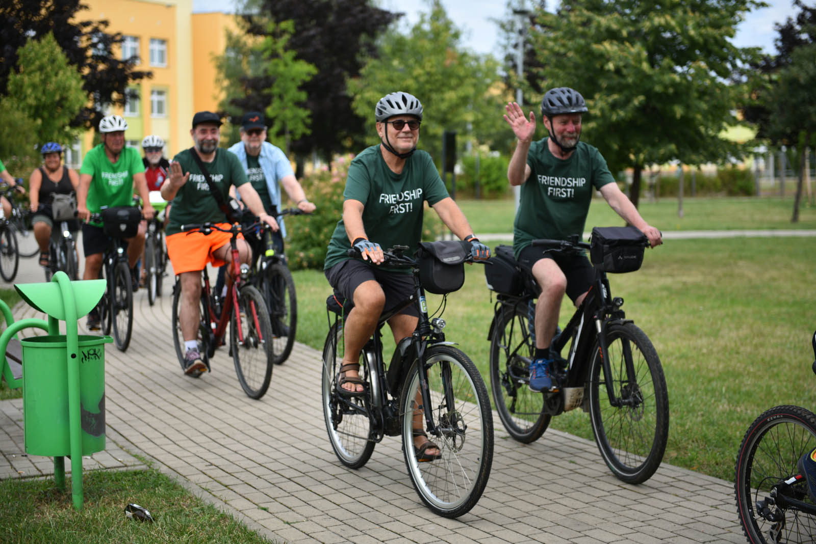 Pojechali na rowerach śladami smaków Czyngis Chana
