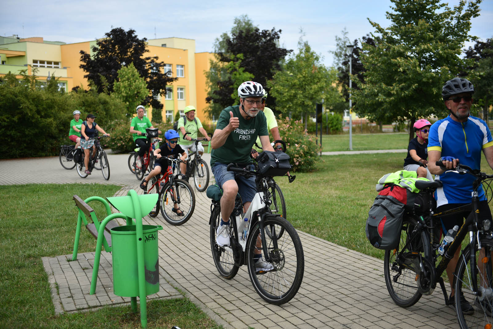 Pojechali na rowerach śladami smaków Czyngis Chana