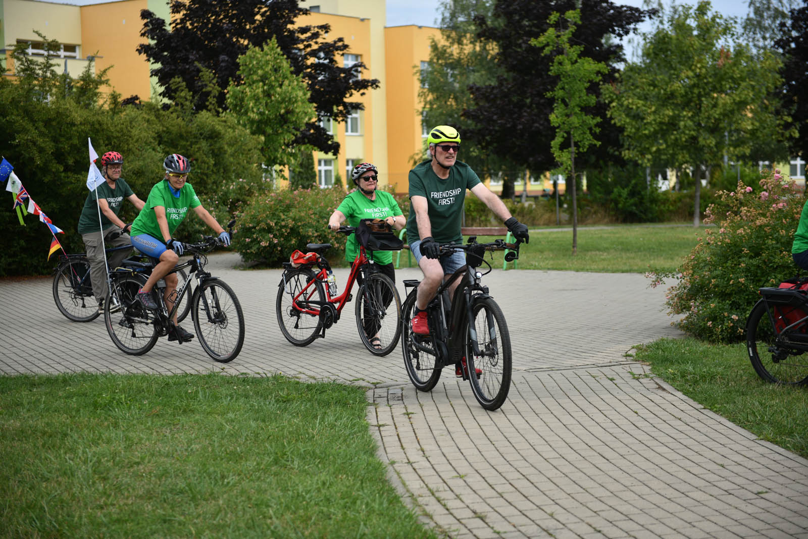 Pojechali na rowerach śladami smaków Czyngis Chana