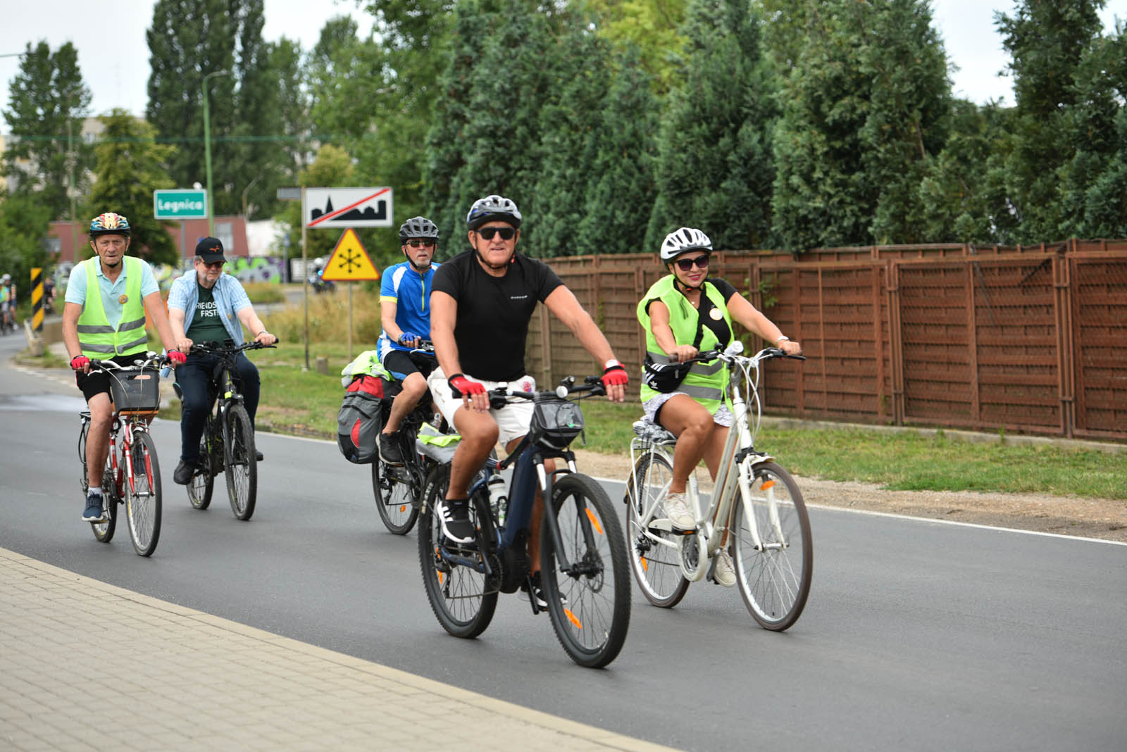 Pojechali na rowerach śladami smaków Czyngis Chana