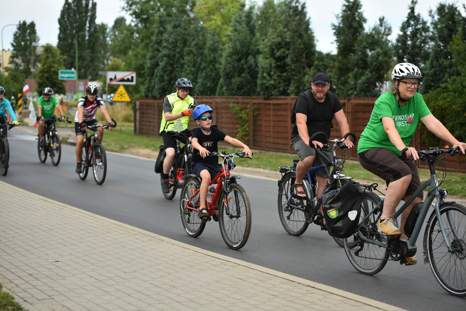 Pojechali na rowerach śladami smaków Czyngis Chana