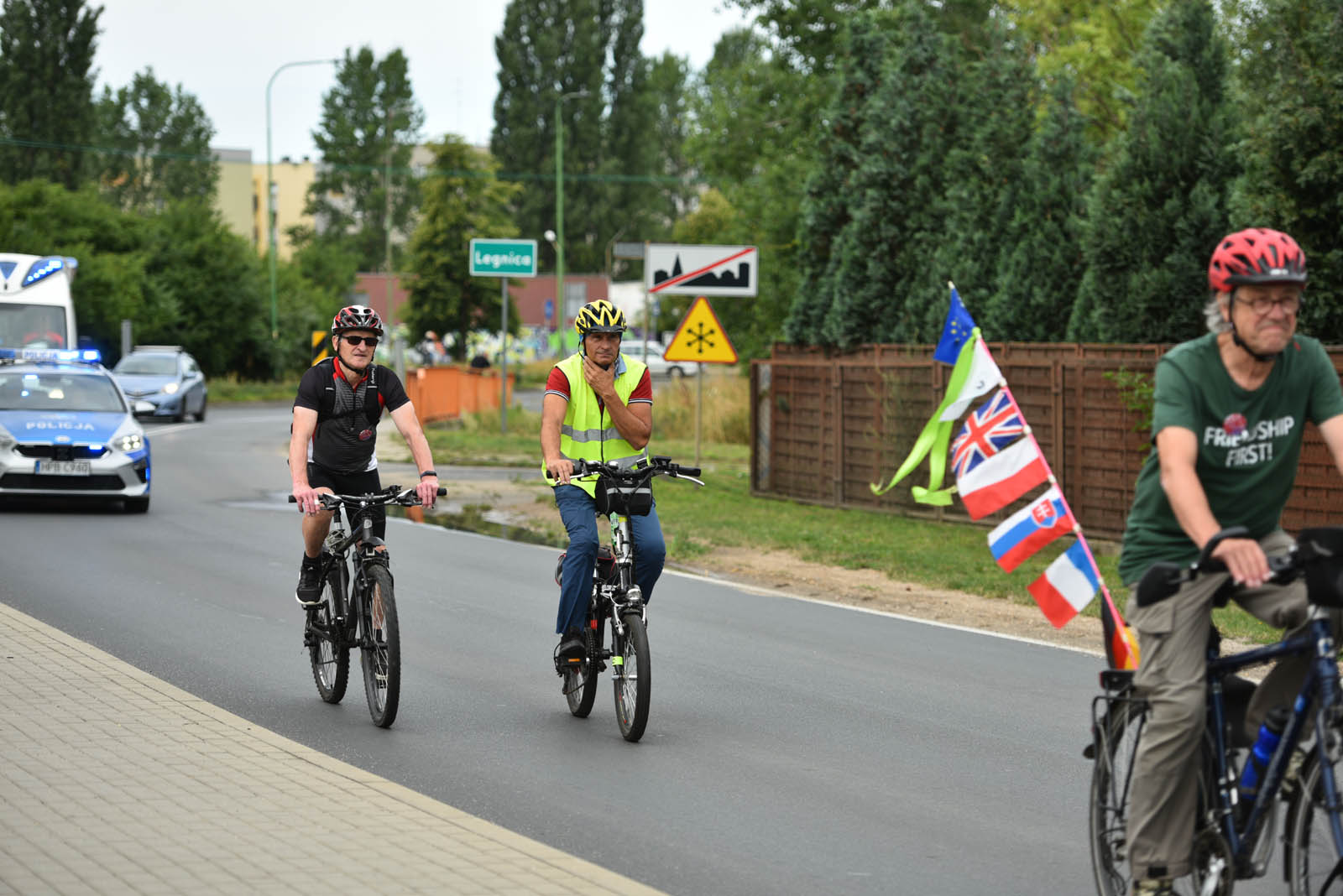 Pojechali na rowerach śladami smaków Czyngis Chana