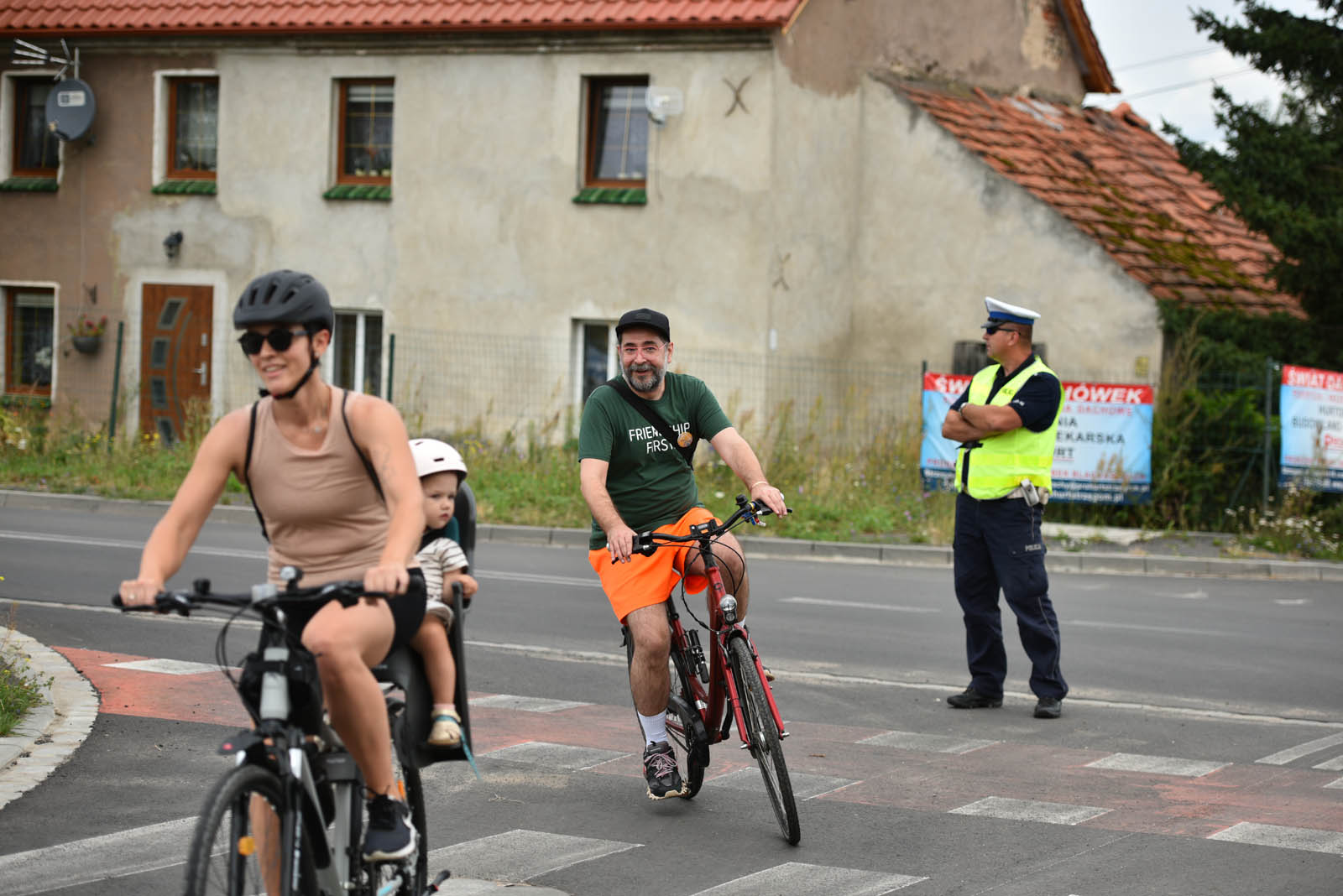 Pojechali na rowerach śladami smaków Czyngis Chana