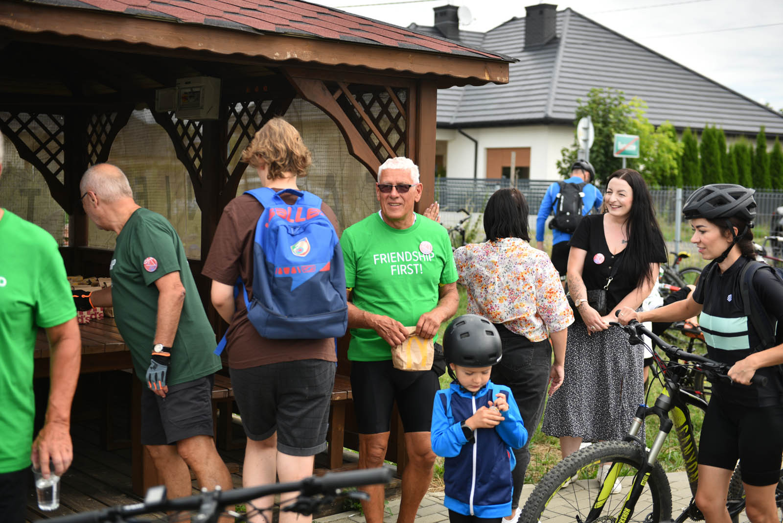 Pojechali na rowerach śladami smaków Czyngis Chana