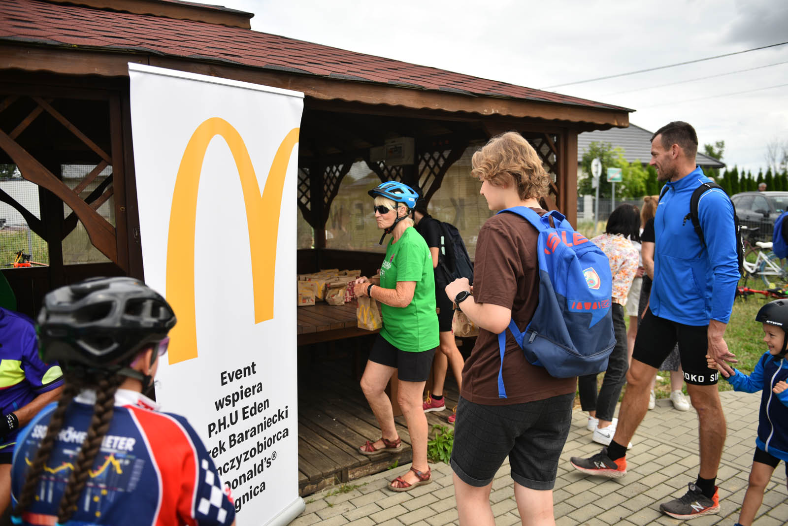 Pojechali na rowerach śladami smaków Czyngis Chana