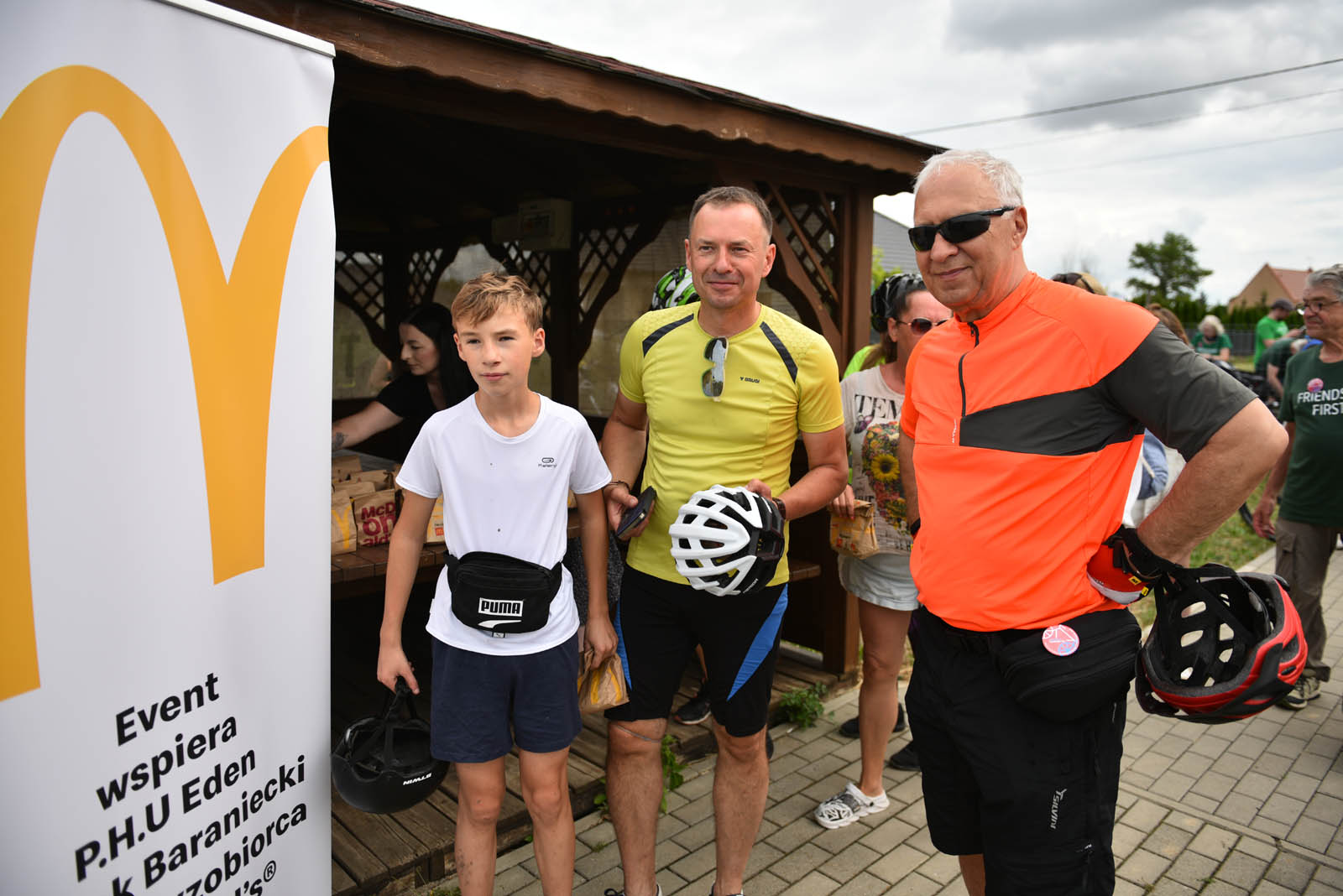 Pojechali na rowerach śladami smaków Czyngis Chana