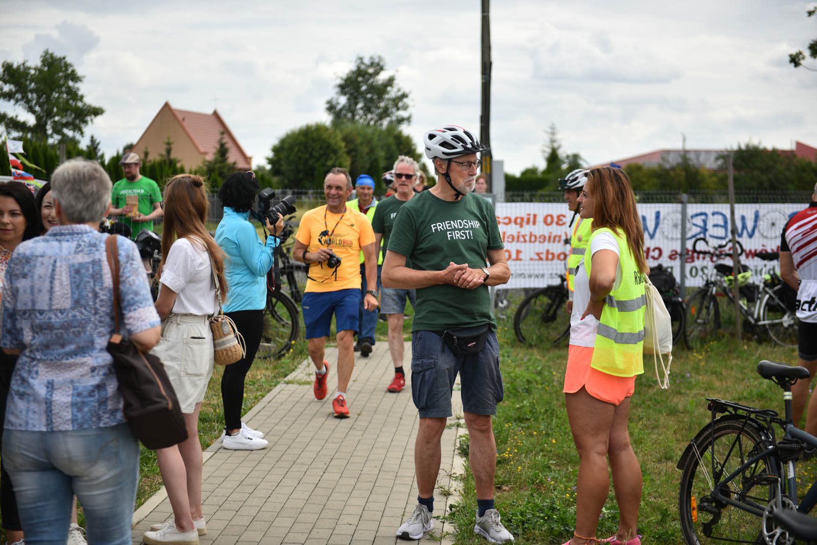 Pojechali na rowerach śladami smaków Czyngis Chana