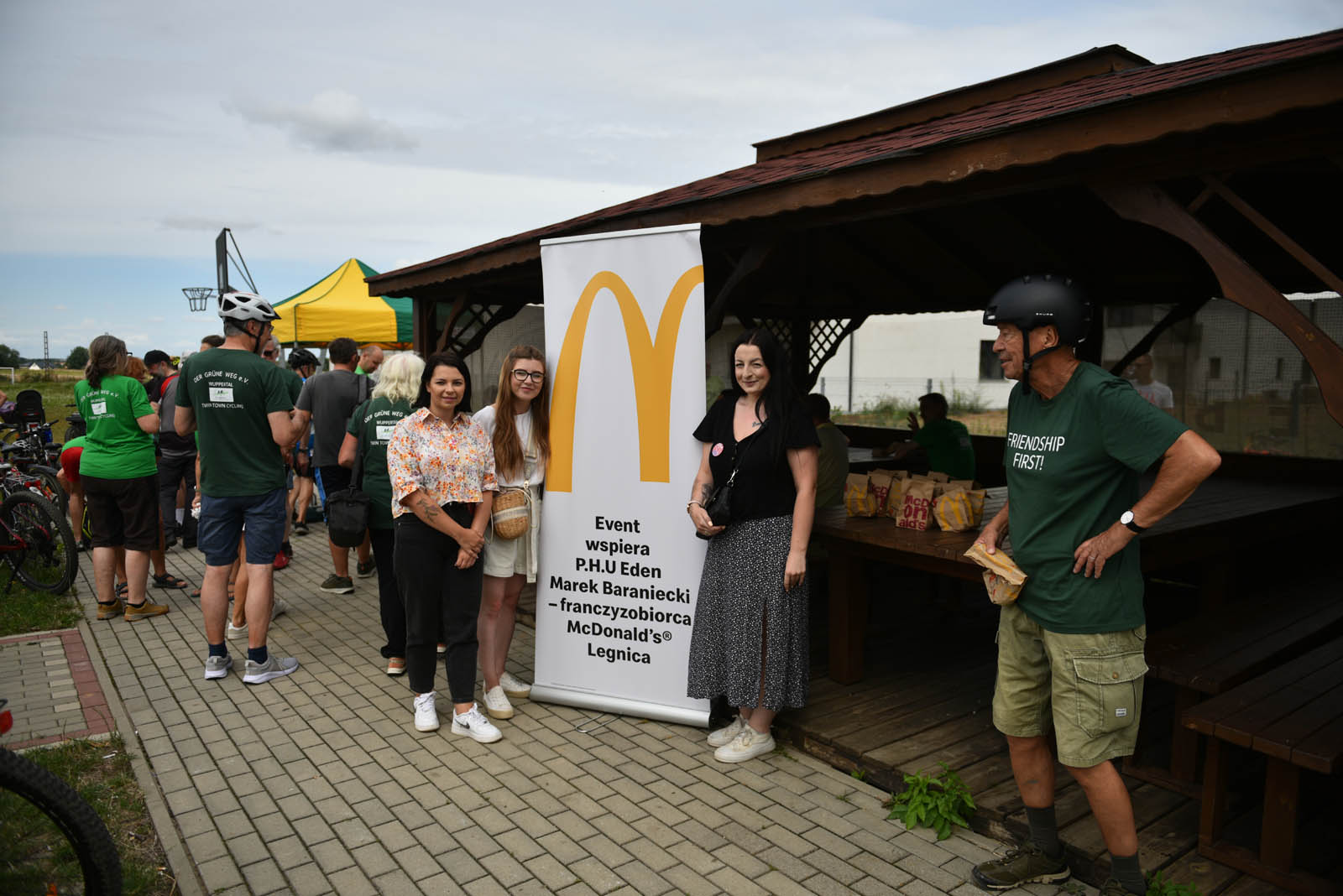 Pojechali na rowerach śladami smaków Czyngis Chana