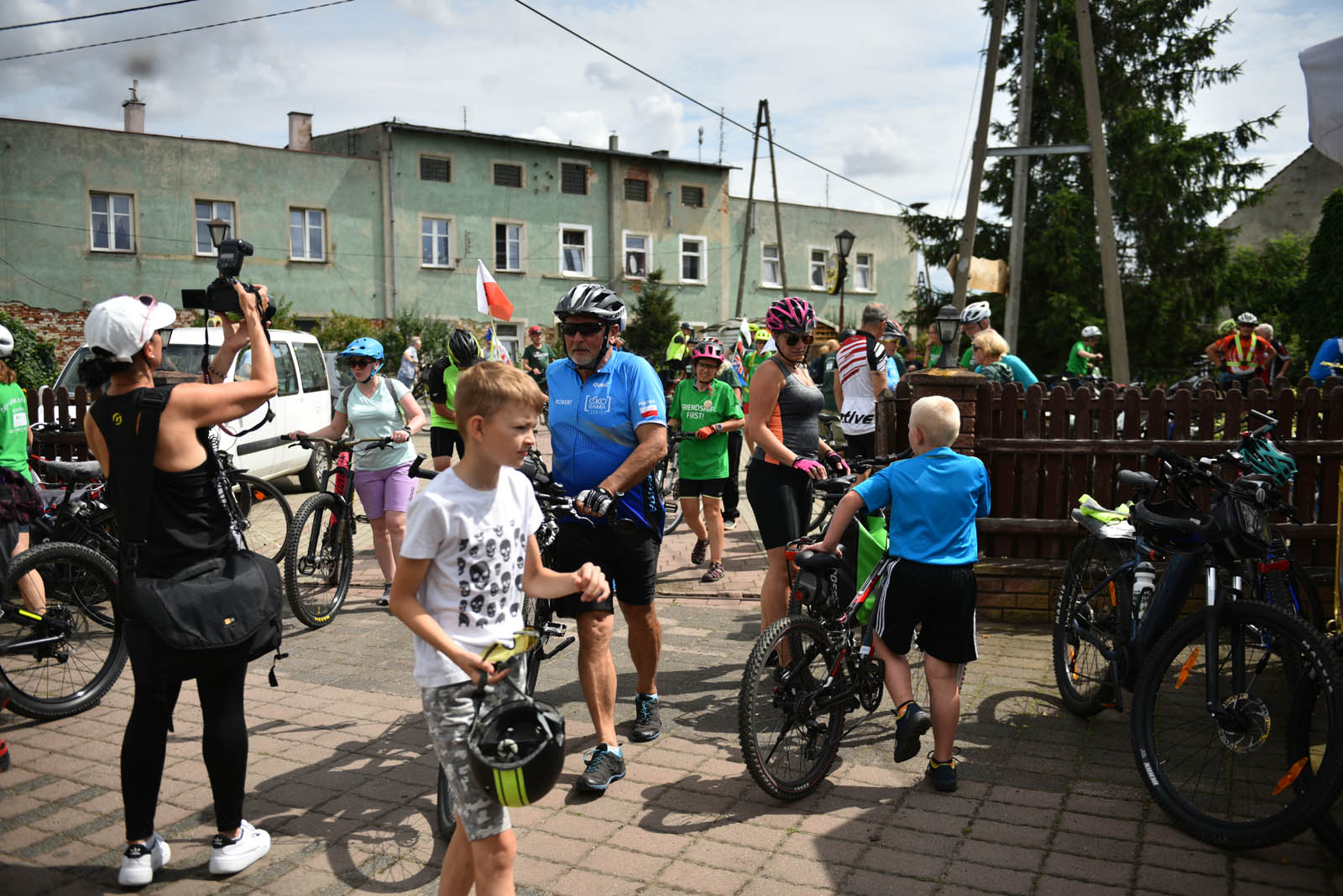 Pojechali na rowerach śladami smaków Czyngis Chana