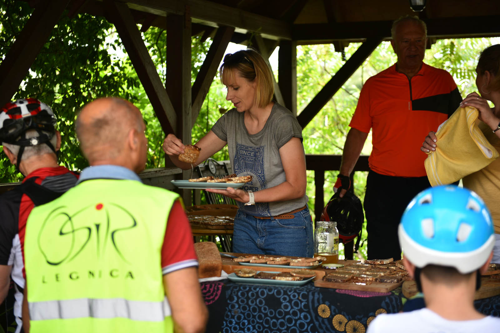 Pojechali na rowerach śladami smaków Czyngis Chana