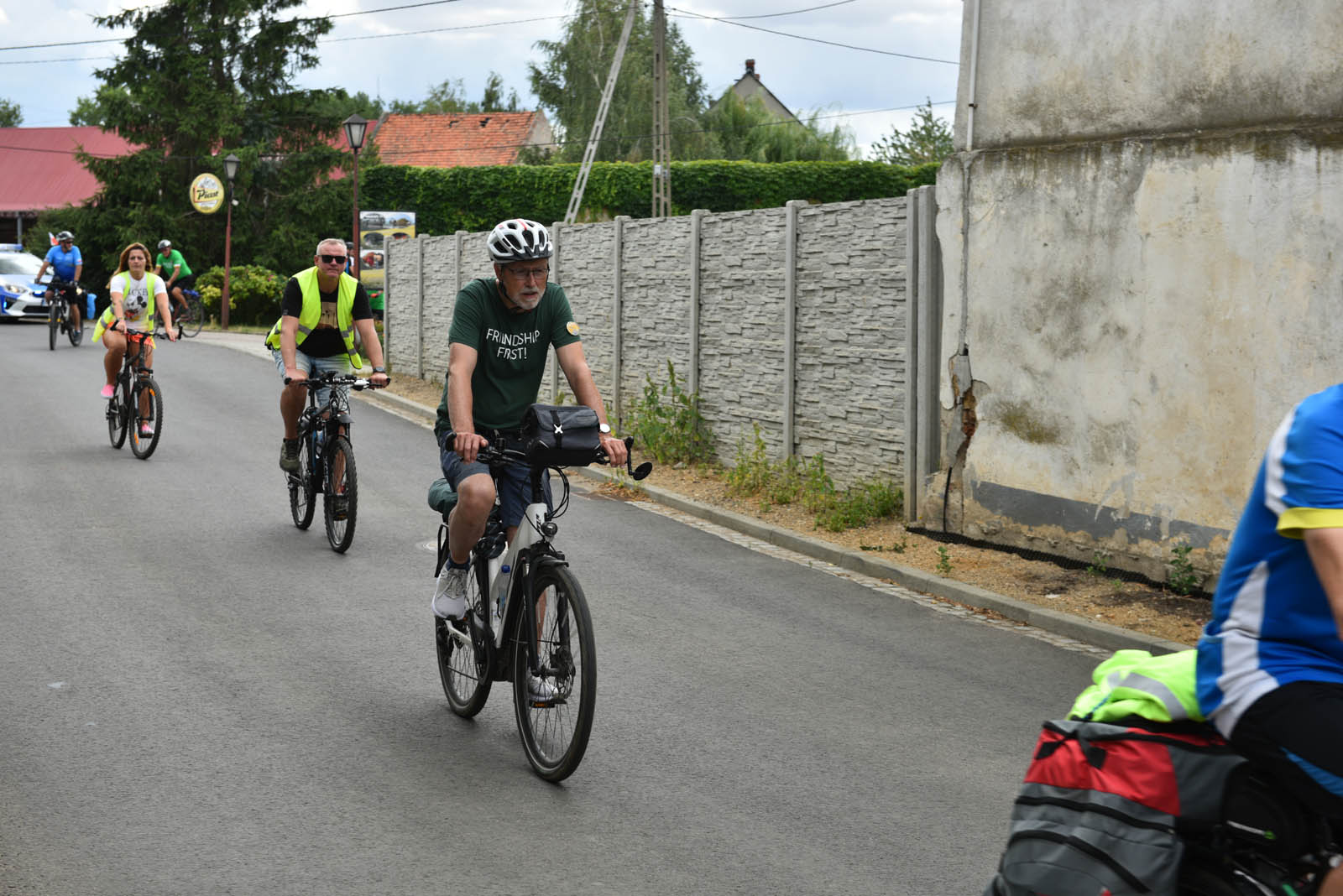 Pojechali na rowerach śladami smaków Czyngis Chana