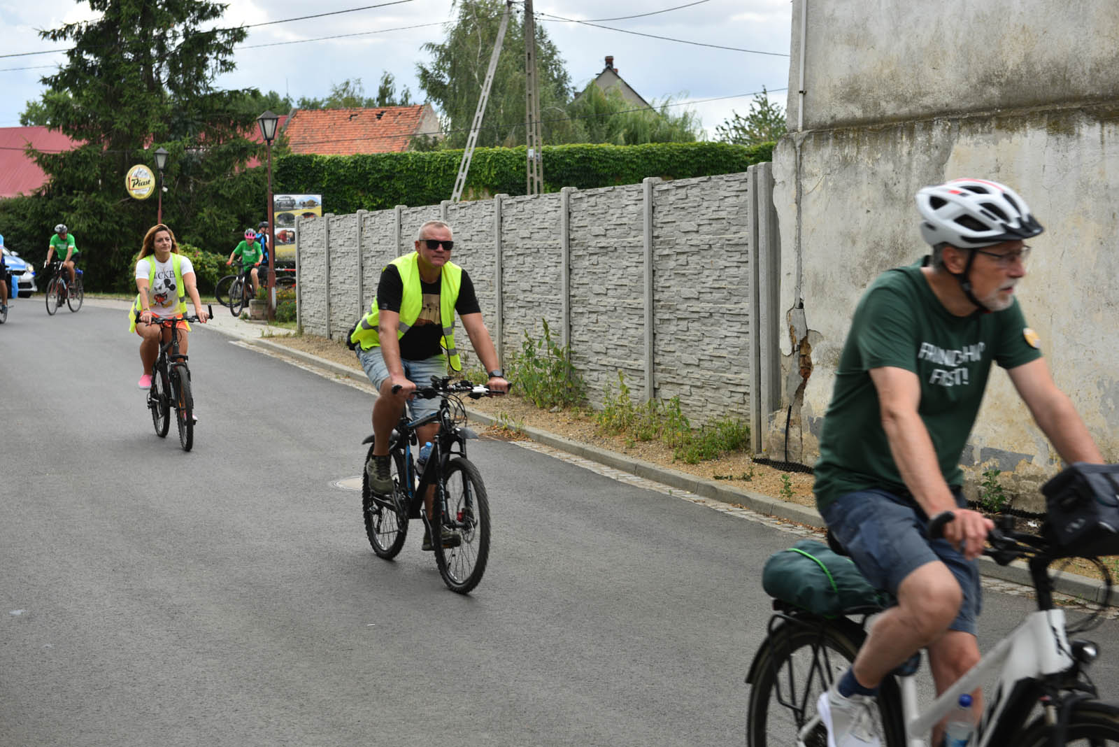 Pojechali na rowerach śladami smaków Czyngis Chana