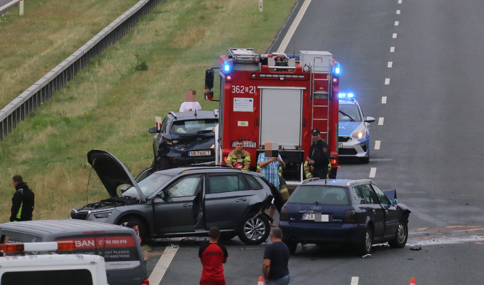 Kolizja i wypadek na S3. Droga zamknięta, są objazdy