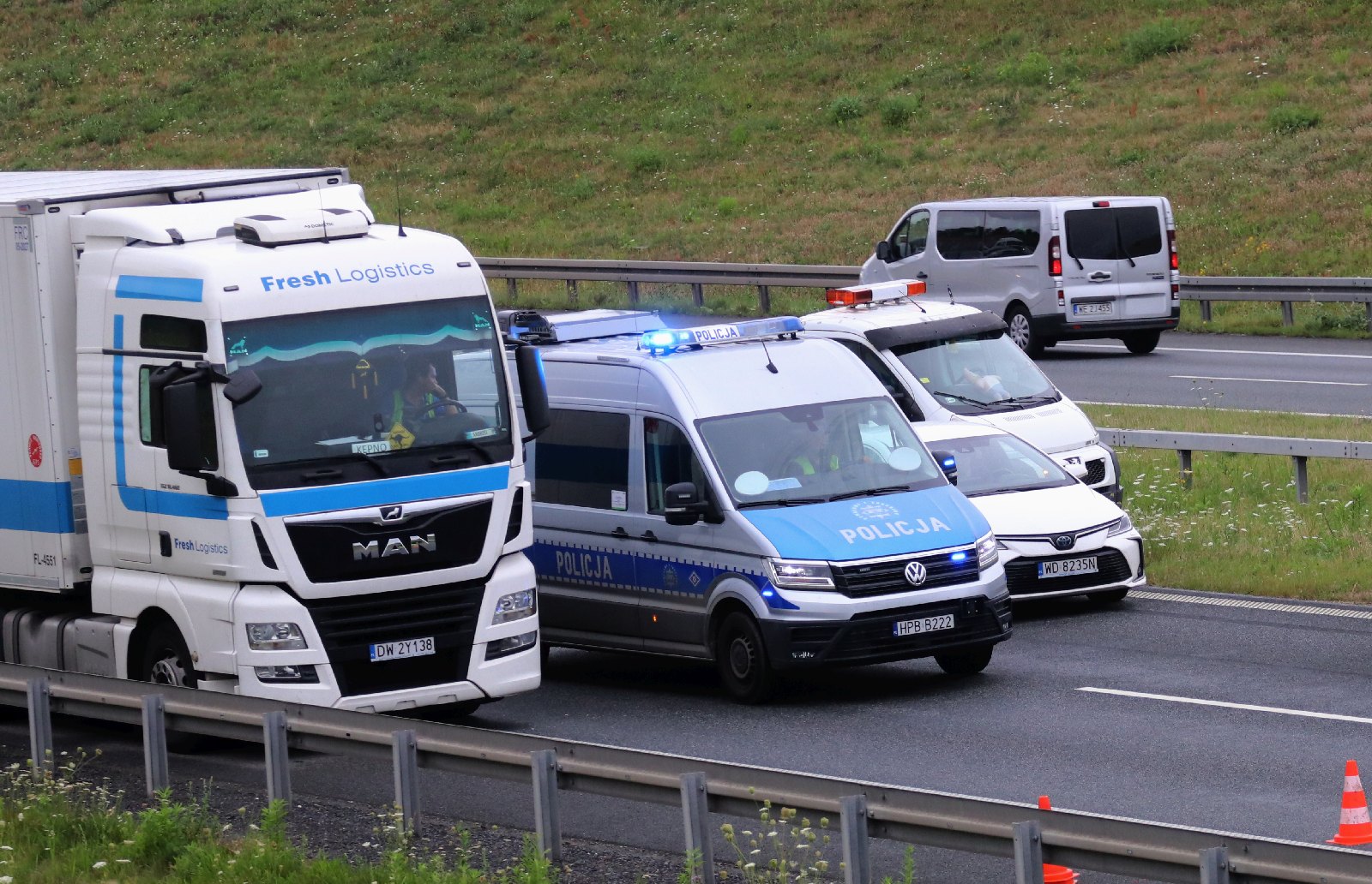Kolizja i wypadek na S3. Droga zamknięta, są objazdy