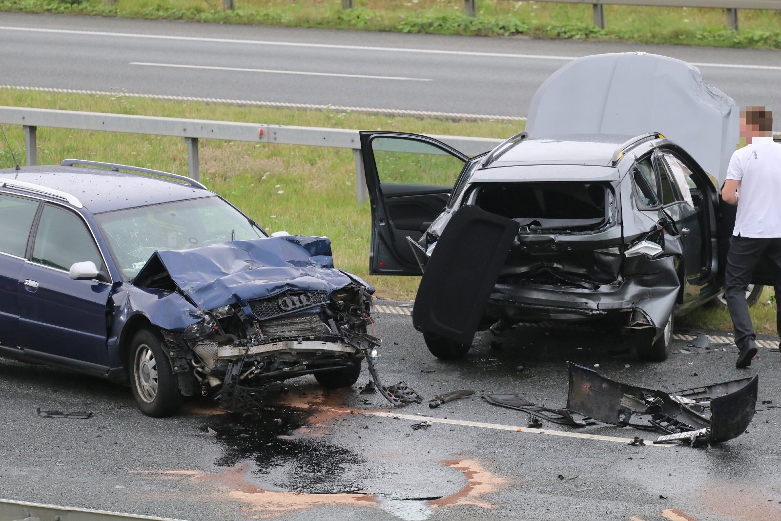 Kolizja i wypadek na S3. Droga zamknięta, są objazdy