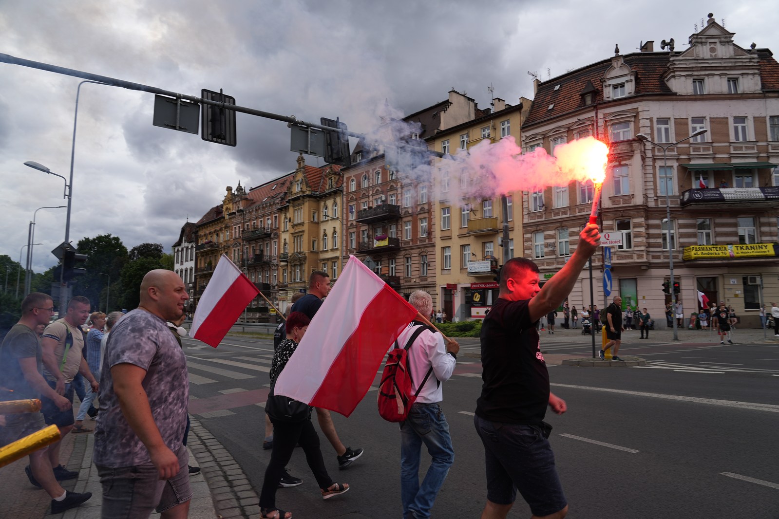 W godzinę 