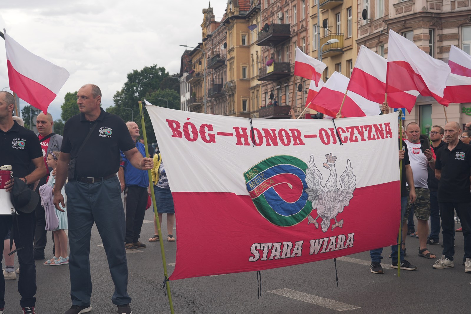 W godzinę 