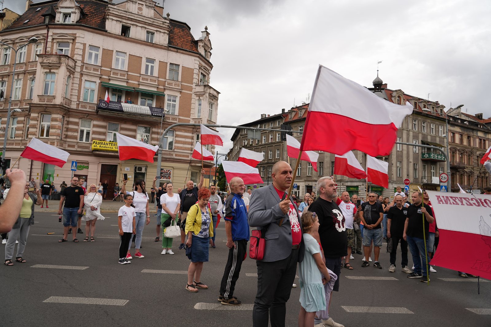 W godzinę 