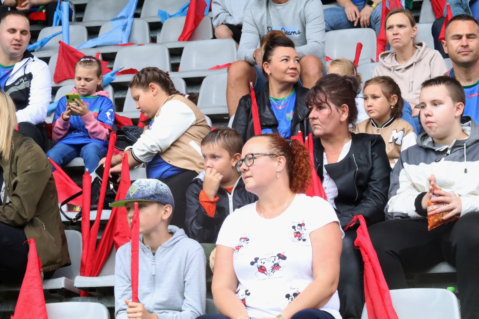 Trzy i pół tysiąca kibiców zasiadło na trybunach Miedzianki