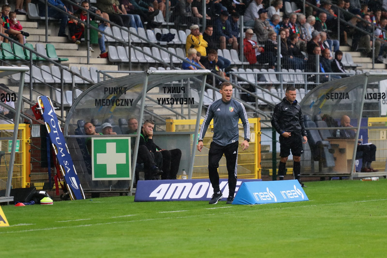 W strugach deszczu Miedź Legnica remisuje z Górnikiem Łęczna