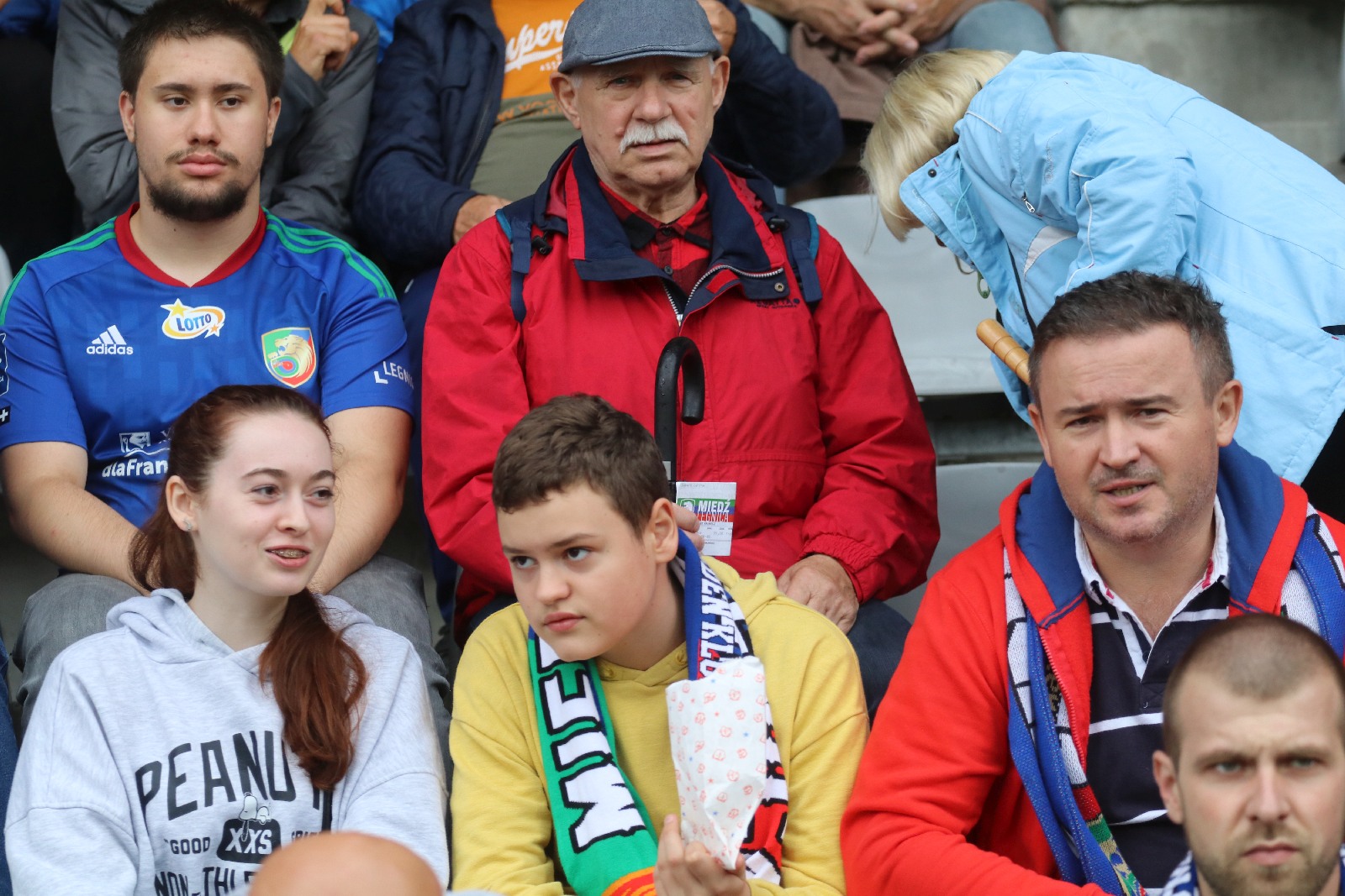 Trzy i pół tysiąca kibiców zasiadło na trybunach Miedzianki