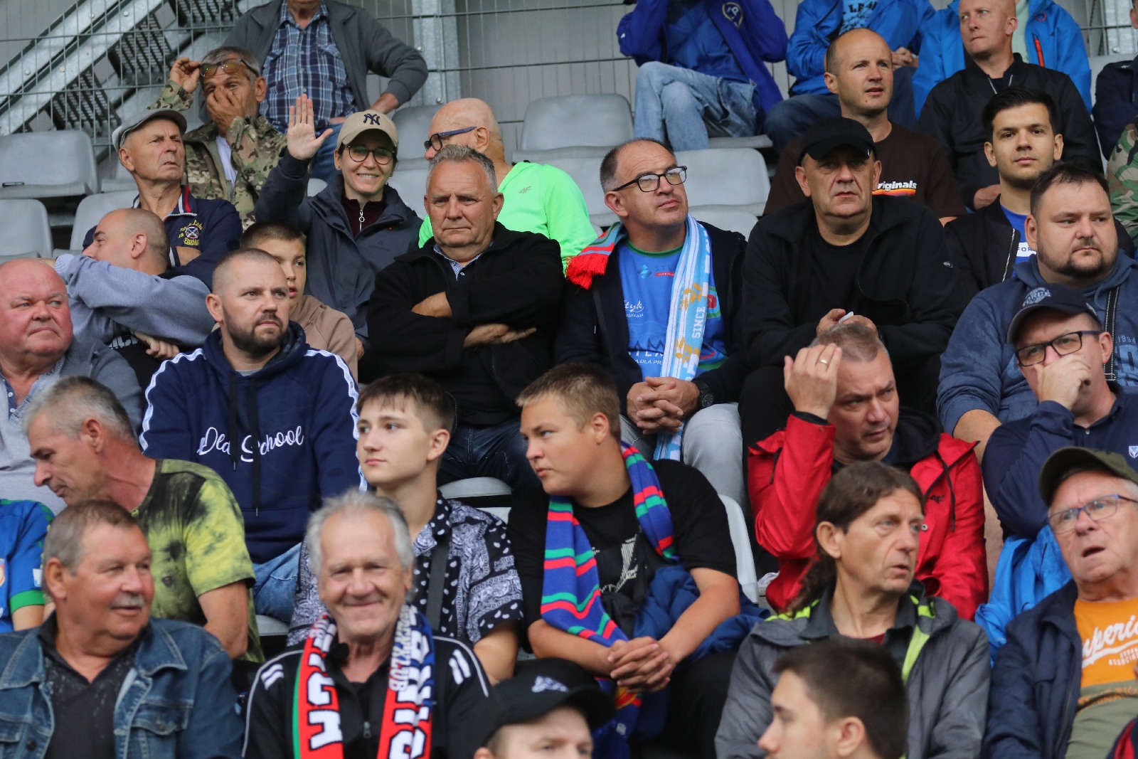 Trzy i pół tysiąca kibiców zasiadło na trybunach Miedzianki
