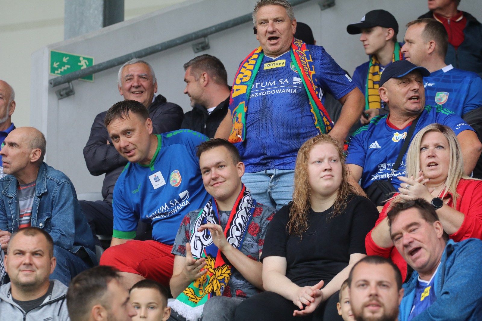 Trzy i pół tysiąca kibiców zasiadło na trybunach Miedzianki