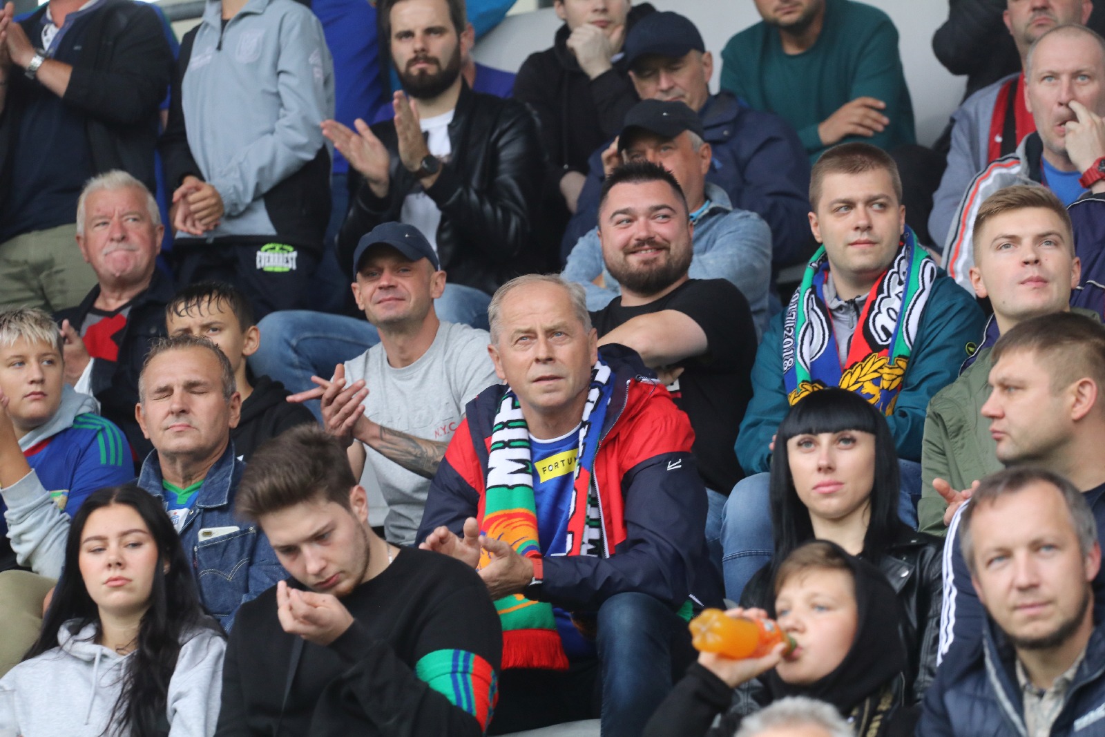 Trzy i pół tysiąca kibiców zasiadło na trybunach Miedzianki