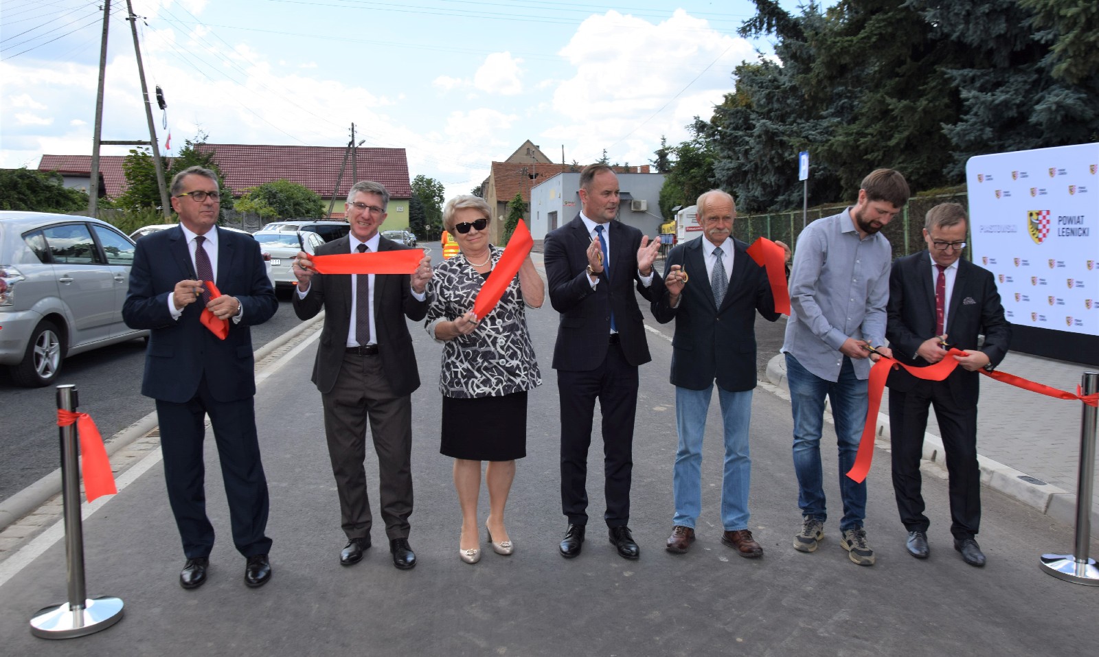 W powiecie legnickim zrealizowano kolejną inwestycję drogową