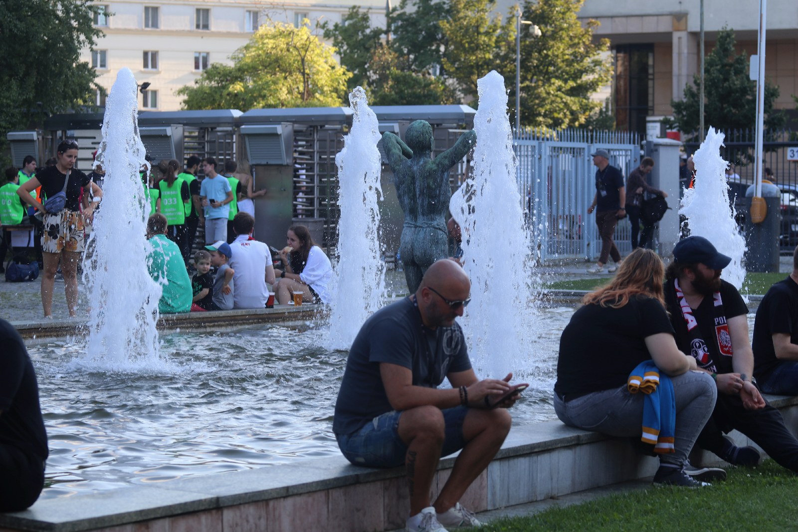 Potężną dawkę emocji zafundowali piłkarze Miedzi Legnica