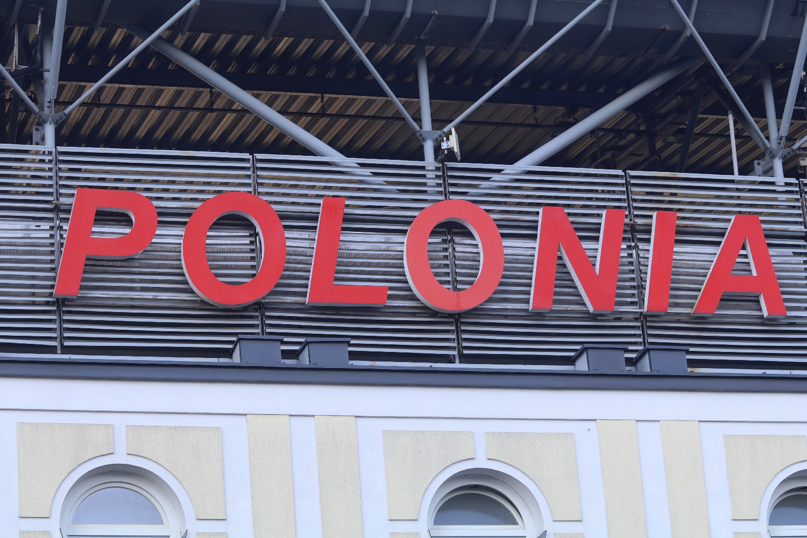 Potężną dawkę emocji zafundowali piłkarze Miedzi Legnica