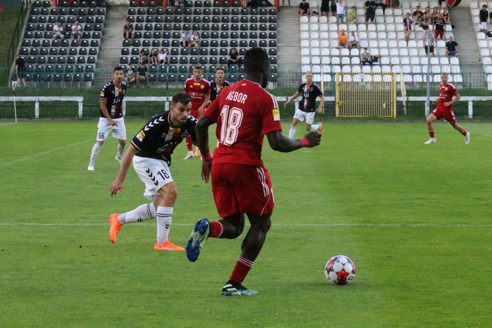 Potężną dawkę emocji zafundowali piłkarze Miedzi Legnica