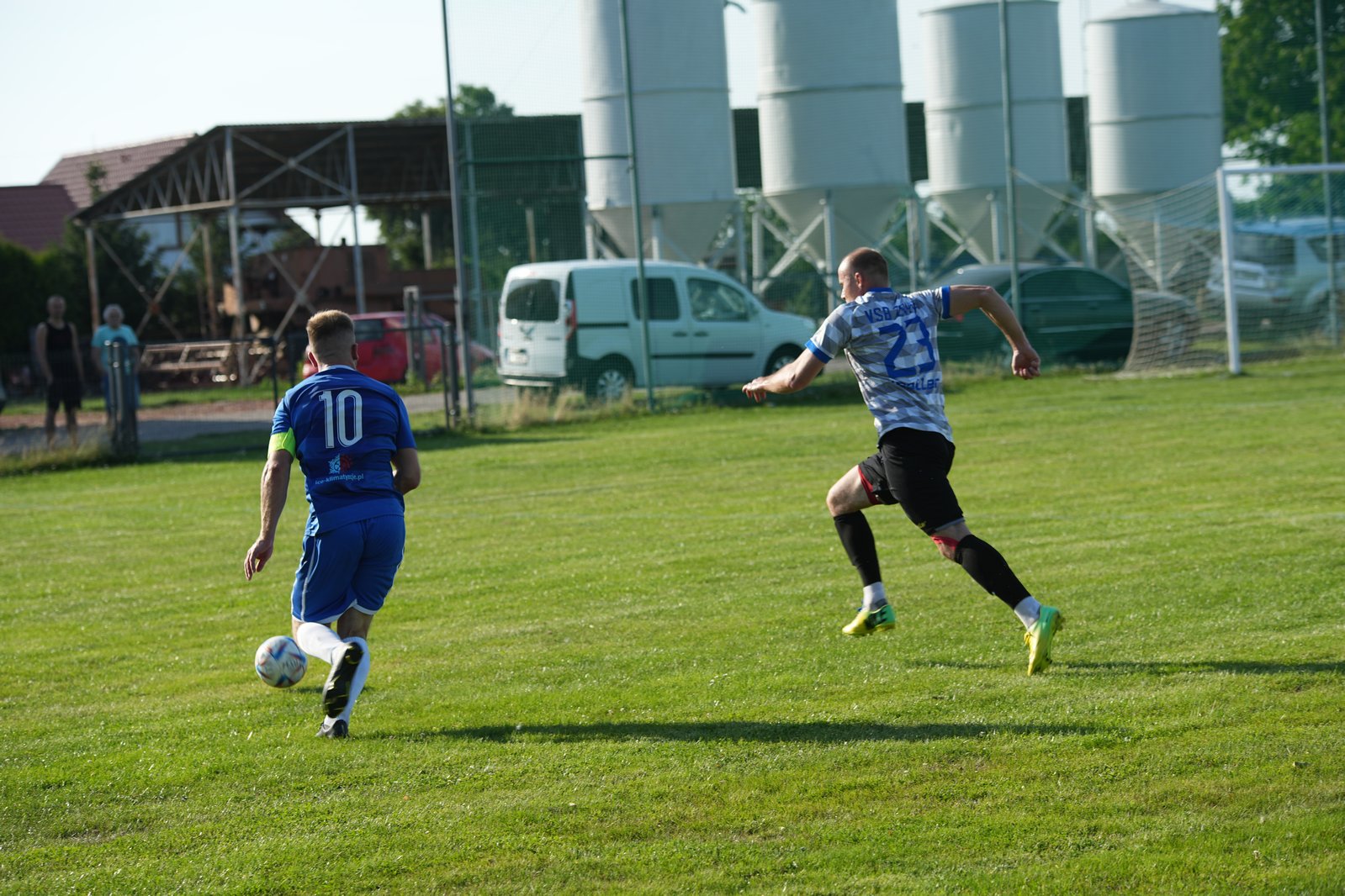 Derby gminy w Kłębanowicach. Błękitni pokonali Zryw   
