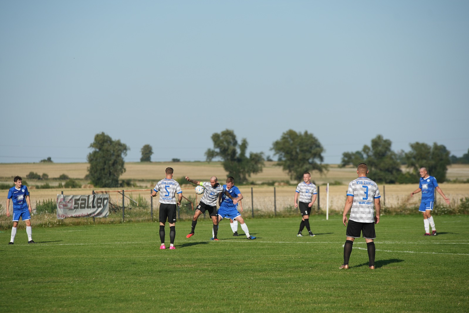 Derby gminy w Kłębanowicach. Błękitni pokonali Zryw   
