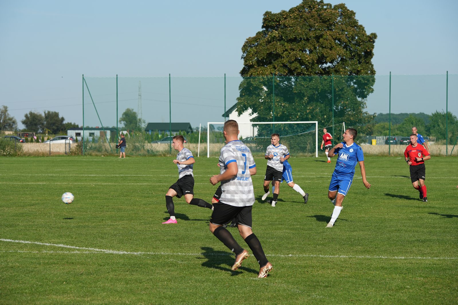 Derby gminy w Kłębanowicach. Błękitni pokonali Zryw   
